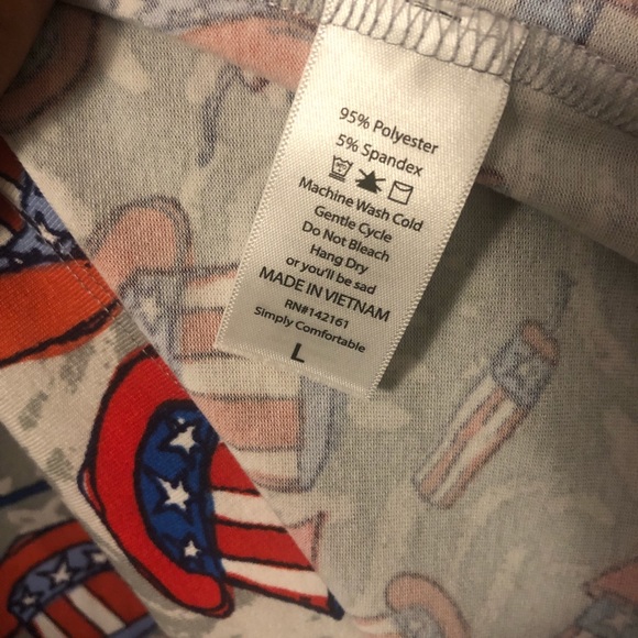 Lularoe Americana - fireworks IRMA  🧨 🧨🧨 - Picture 5 of 5